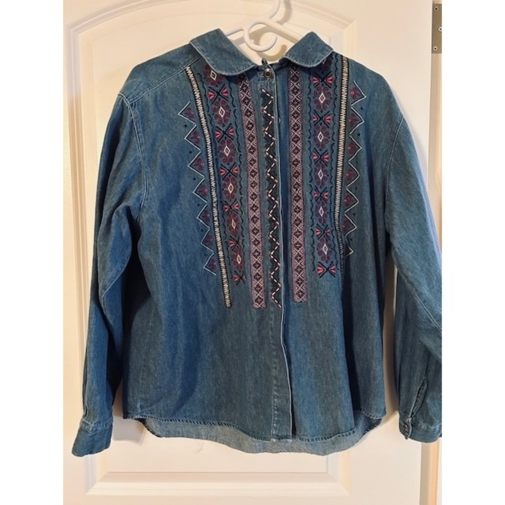 Ladies Denim Shirt With Embroidery Size L Long Sleeves